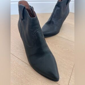 FRYE black leather bootie